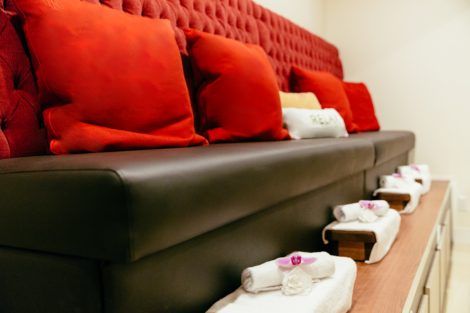 Bench and Banquette with Tufted Back Custom Upholstered by United Upholstery