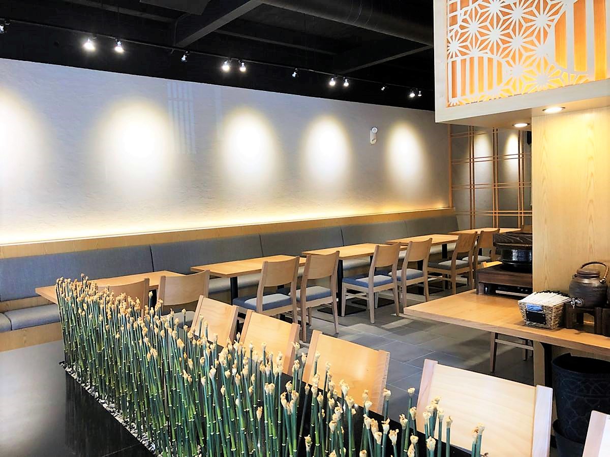 3.14.UnitedUpholsteryRestaurantBoothReupholstery (2) UNITED